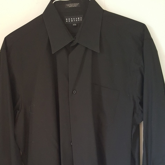 Other - Men's collared dress shirt